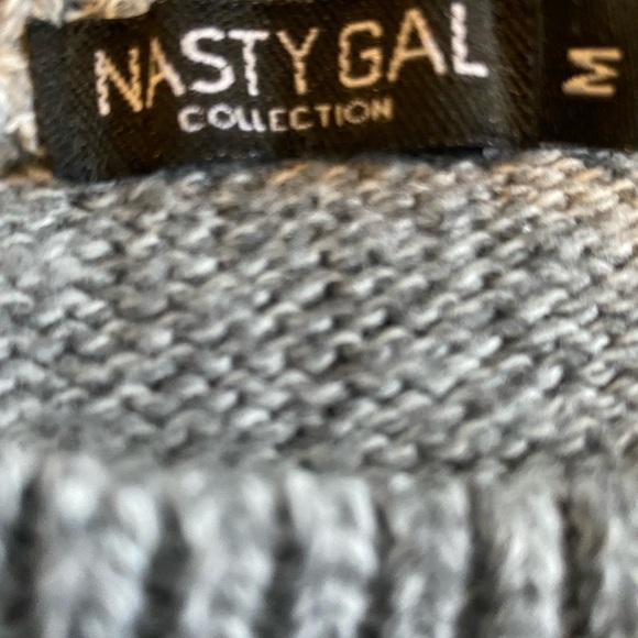 𝅺nasty Gal sweater size medium - Picture 6 of 8